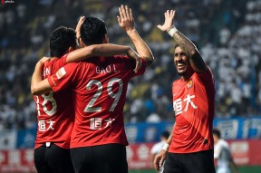 星空体育-包含清晨上海久事调整名单以备中超，迎来里程碑环节打磨，压力陡增，纪律约束更严格的词条-星空体育