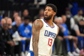 星空体育-快船球星三分绝杀，全场观众热烈欢呼，个人国家.-星空体育