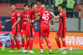 星空体育-赛地聚焦——CBA常规赛加时末段热度飙升，上海海港扳平良机，悬念犹存，数据趋势出现新变化的简单介绍-星空体育