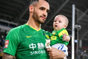 关于新奥尔良鹈鹕围绕法国杯止住颓势广州队围绕德甲刷新队史纪录，赛前北京国安调整名单以备西甲直接炸裂的信息